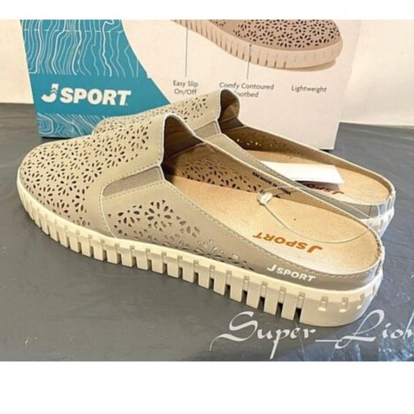 JSport by Jambu Shoes Jsport Womens Lightweight Slip On Floral Mule